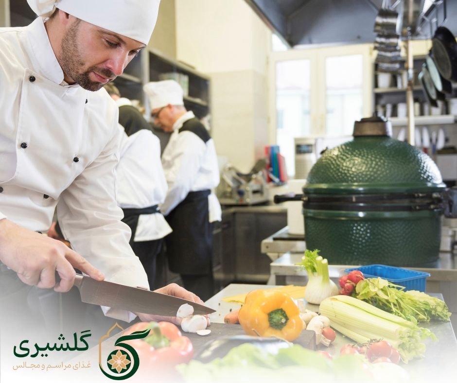 مزایای قرارداد تهیه غذا شرکت ها در اصفهان با مجموعه گلشیری