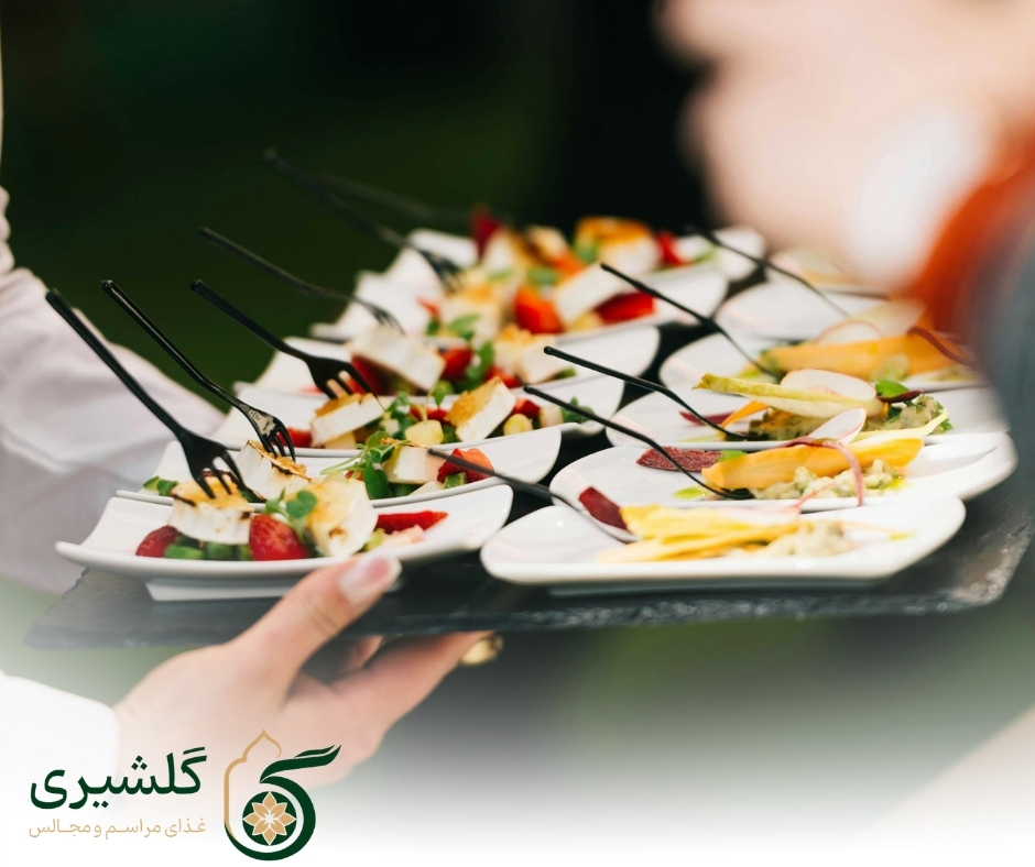 خدمات حضوری کترینگ گلشیری در محل برگزاری جشن تولد