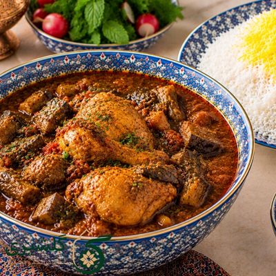 چلو خورشت مرغ و بادمجان گلشیری